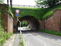 トンネル２